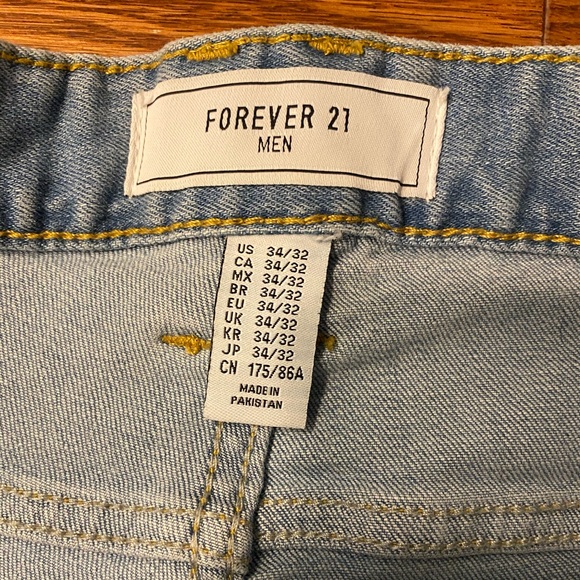 Forever 21 Ripped Skinny Jeans - Picture 7 of 9